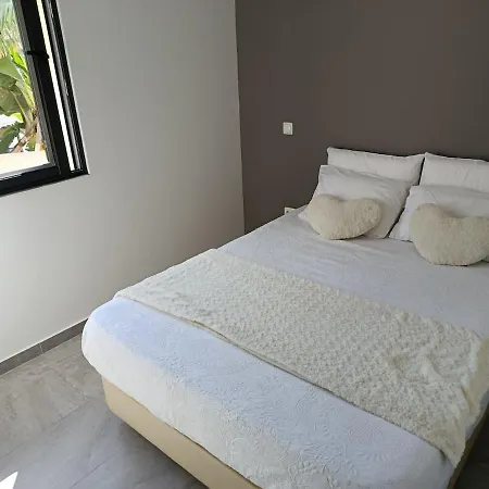 A Casa Do Encanto Da Ana & Luis * פונטה דו סול